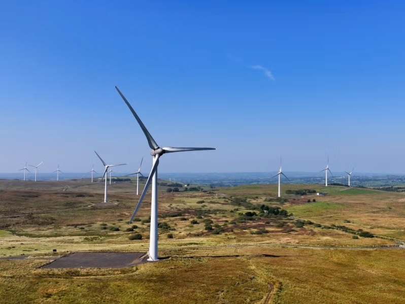 &iexcl;150 aerogeneradores chinos! TotalEnergies invierte 1.200 millones de d&oacute;lares en el parque e&oacute;lico m&aacute;s grande de Asia Central